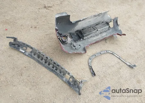 2019 Jeep Cherokee Latitude Plus Fwd z USA, uszkodzony, nr VIN 1C4PJLLB8KD348084